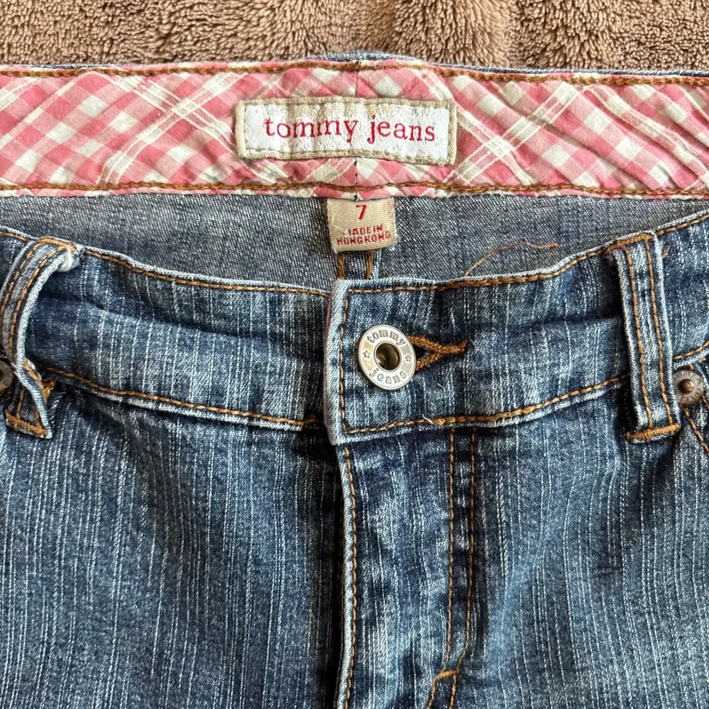 Tommy Jeans Y2K Cropped Capri Jeans Size 7 Cuffed Denim Low/Mid Rise - Picture 2 of 10